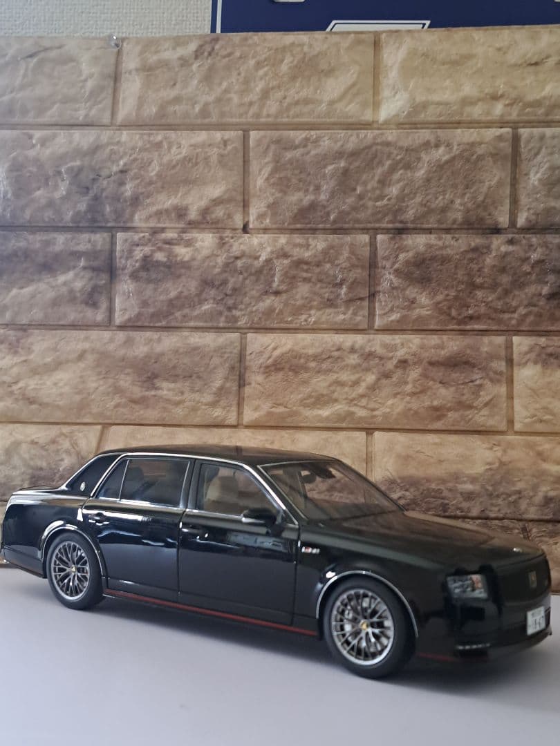 １/18 オートアートTOYOTAセンチュリーGRMN