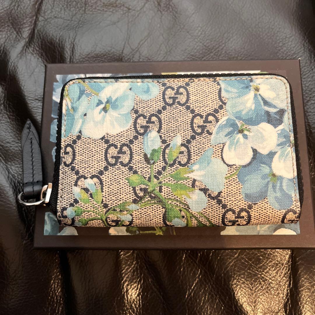 。様用 GUCCI 花柄 ケース　グッチ　GG キャンバス