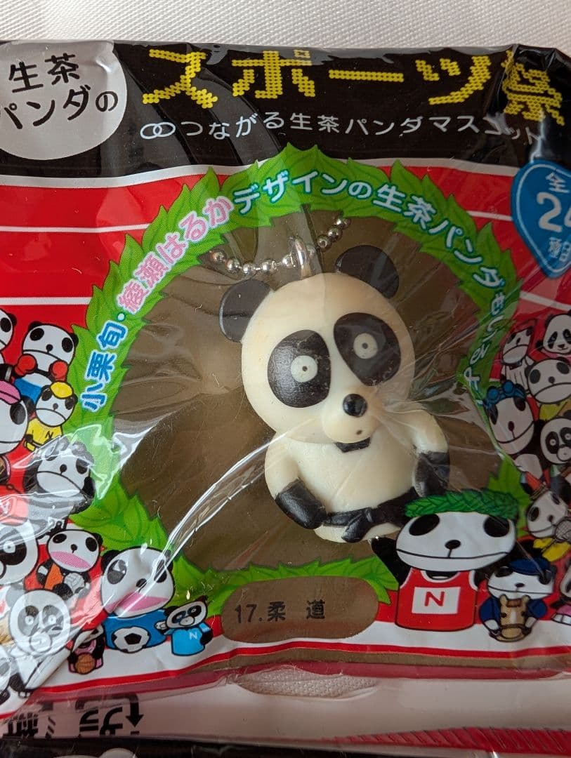 タイガーマスクフィギュア 11個セット + リラックマストラップ 30個以上