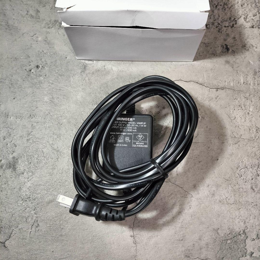 ギター BEHRINGER V-AMP2