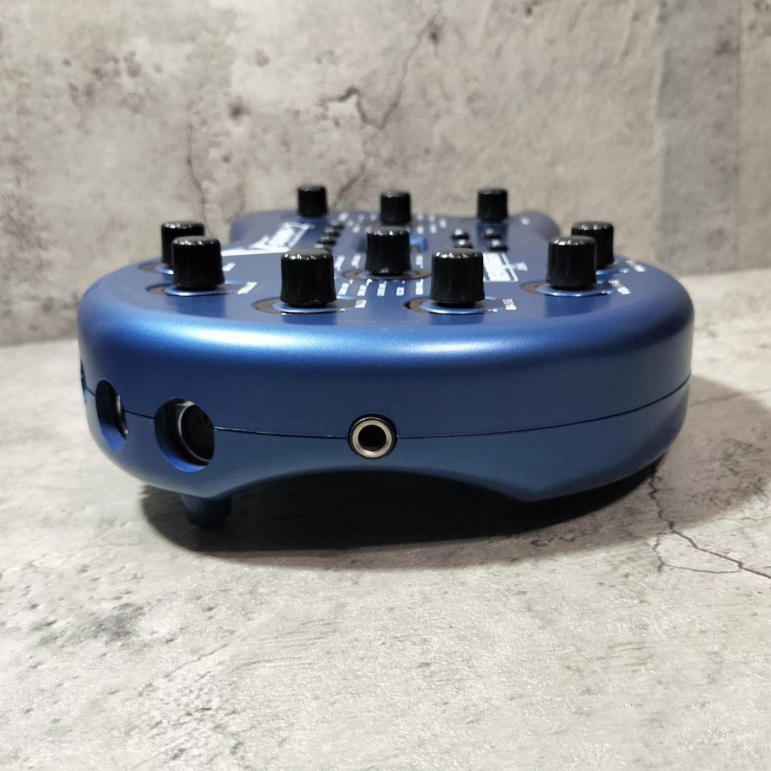 ギター BEHRINGER V-AMP2