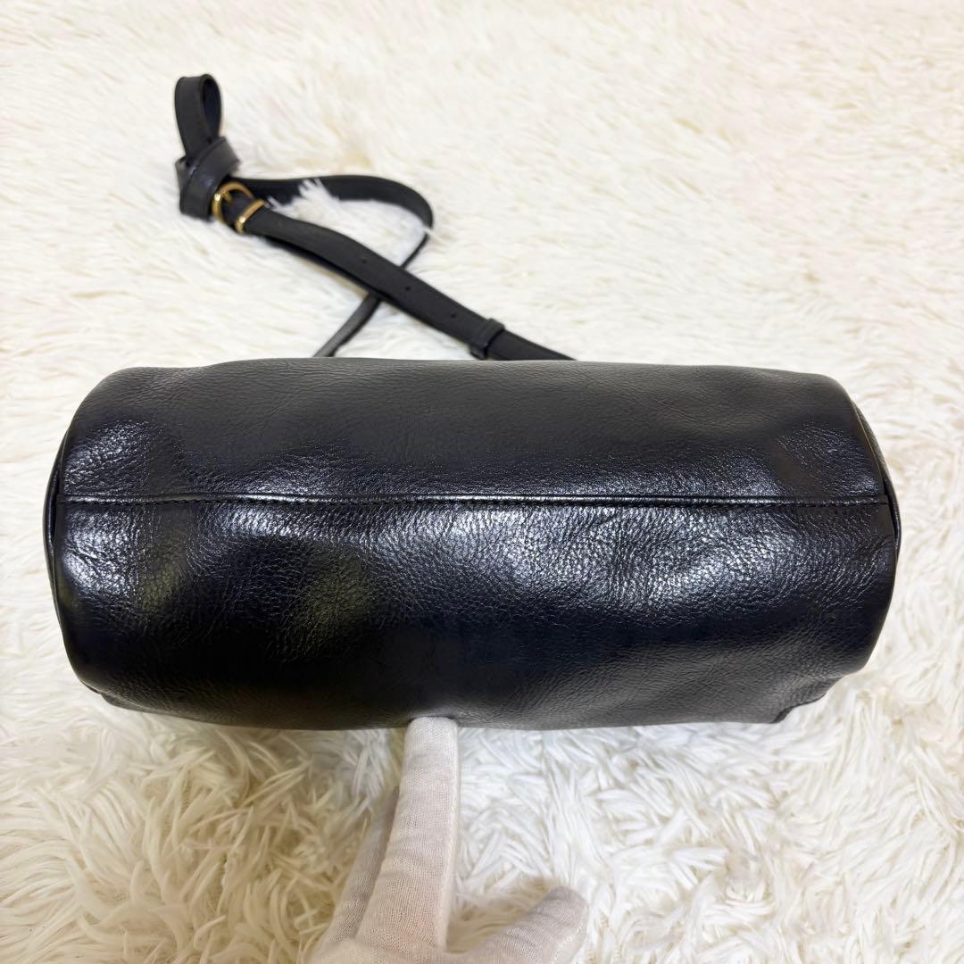 ✨美品✨希少 イルビゾンテ ショルダーバッグ 斜め掛け 筒型 レザー ブラック