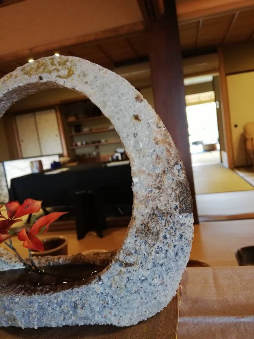 陶器製花器 円形 モダンデザイン