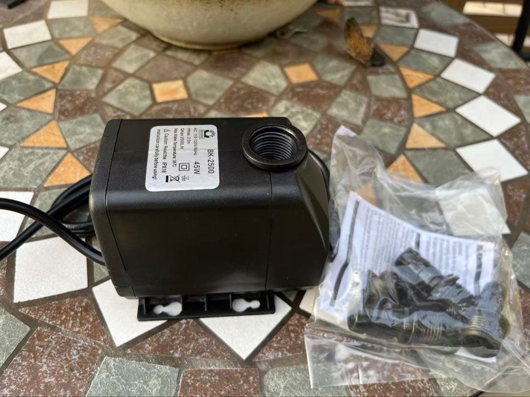 大型水槽用沈殿物理生物一体型濾過槽 水中ポンプバイオスポンジ