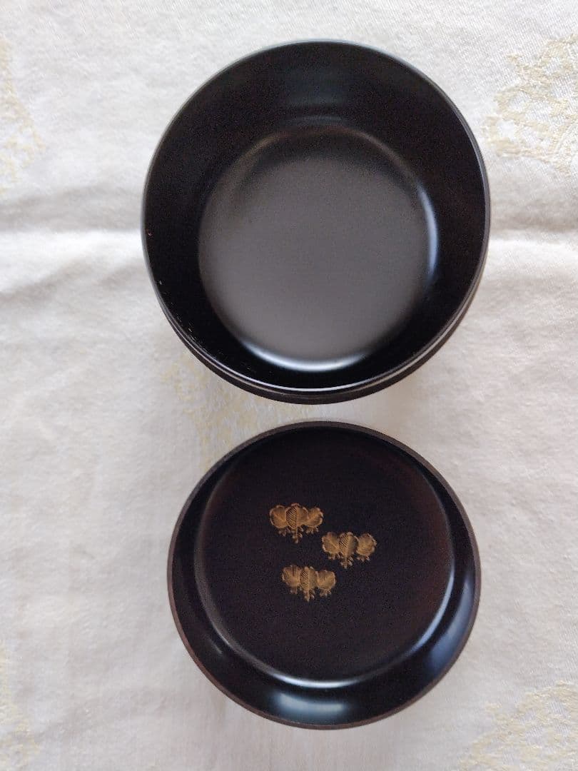 輪島塗　前志芸男　沈金桐模様　黒塗棗