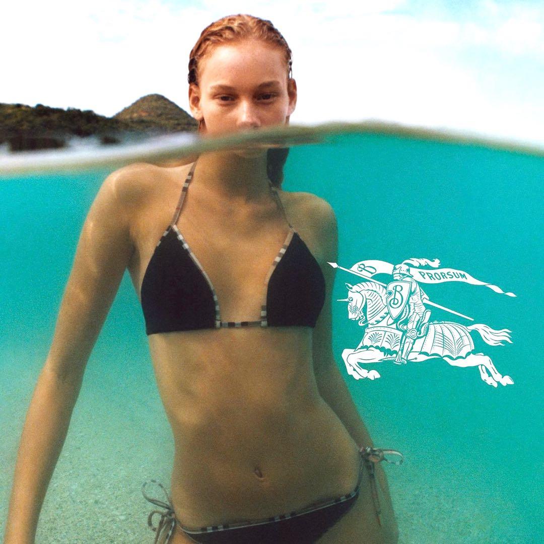 新品 バーバリー BURBERRY ビキニ 水着 スイムウェア ブラック XXS