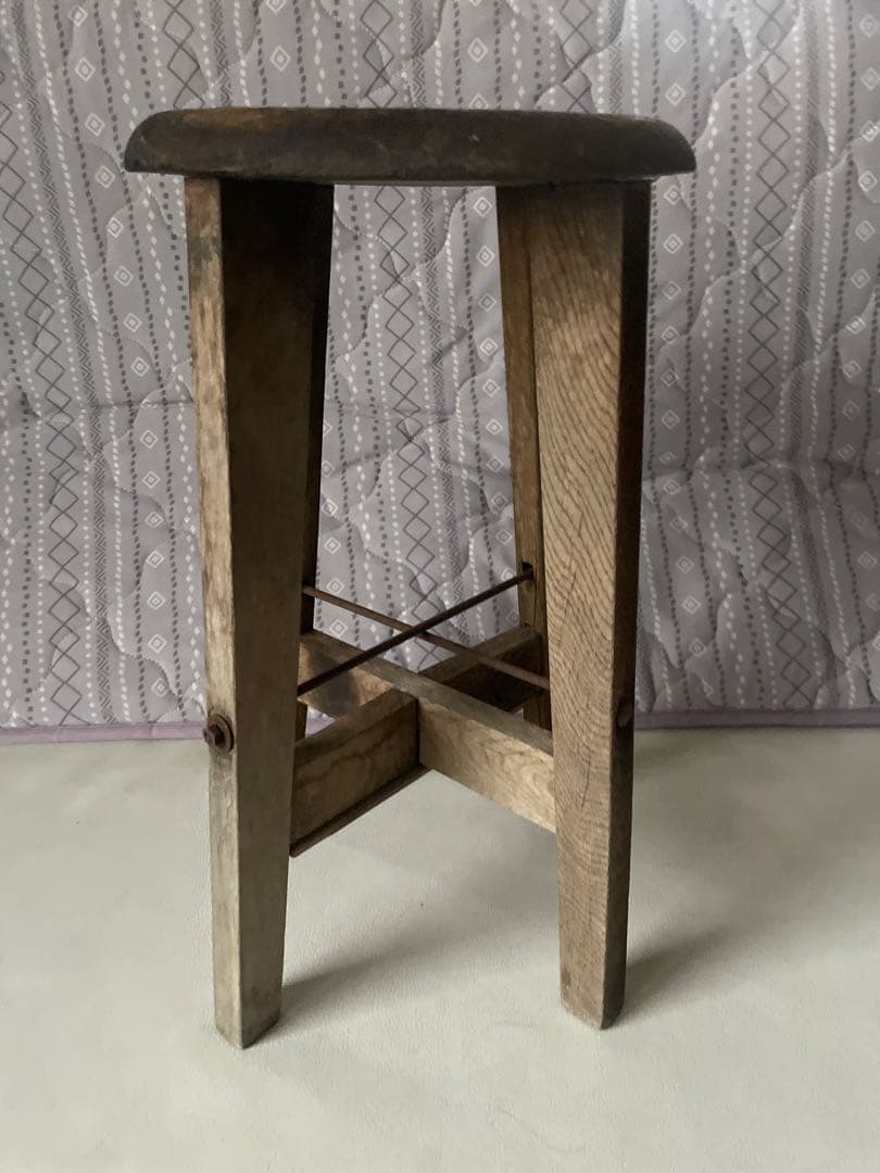 かなり古い 丸椅子 木製 スツール レトロ アンティーク ヴィンテージ チェア