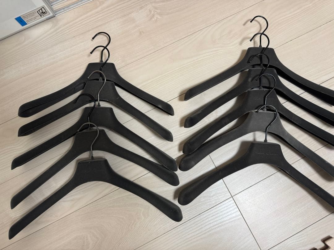 RICK OWENSプラスチックハンガー