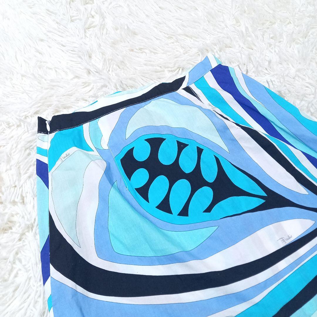 エミリオプッチ　スカート　コットン　プッチ柄　花柄　リゾート　夏　マルチカラー