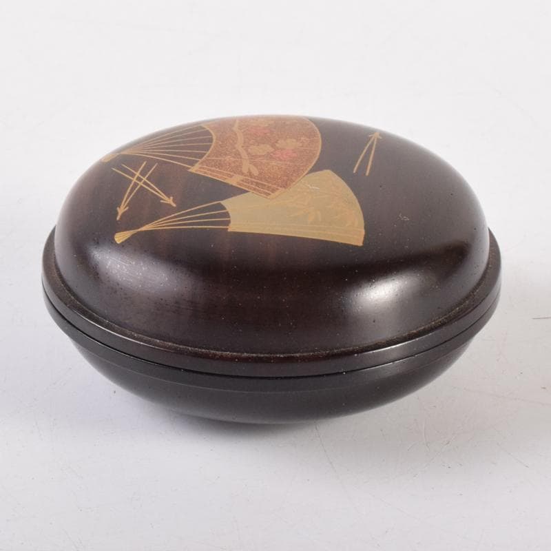 茶道具　荒木省山造　紫檀製　金蒔絵扇松葉文　香合　共箱　M　7146