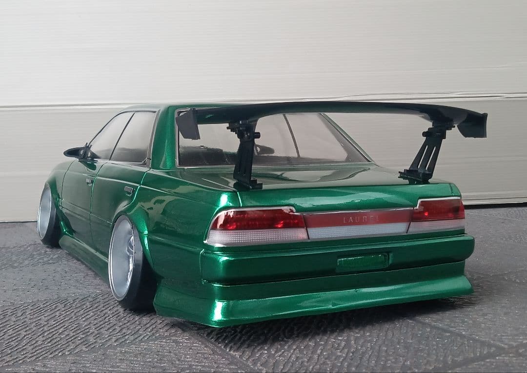 ラジコンボディ　パンドラC33ローレルボディ