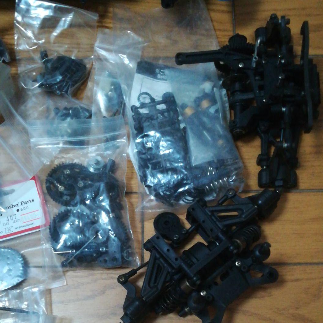 京商　1/10 エンジンカー FW 05　V-ONE SⅡ