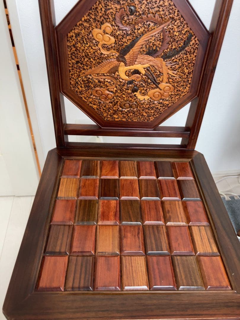 最高級アジアン木製彫刻椅子