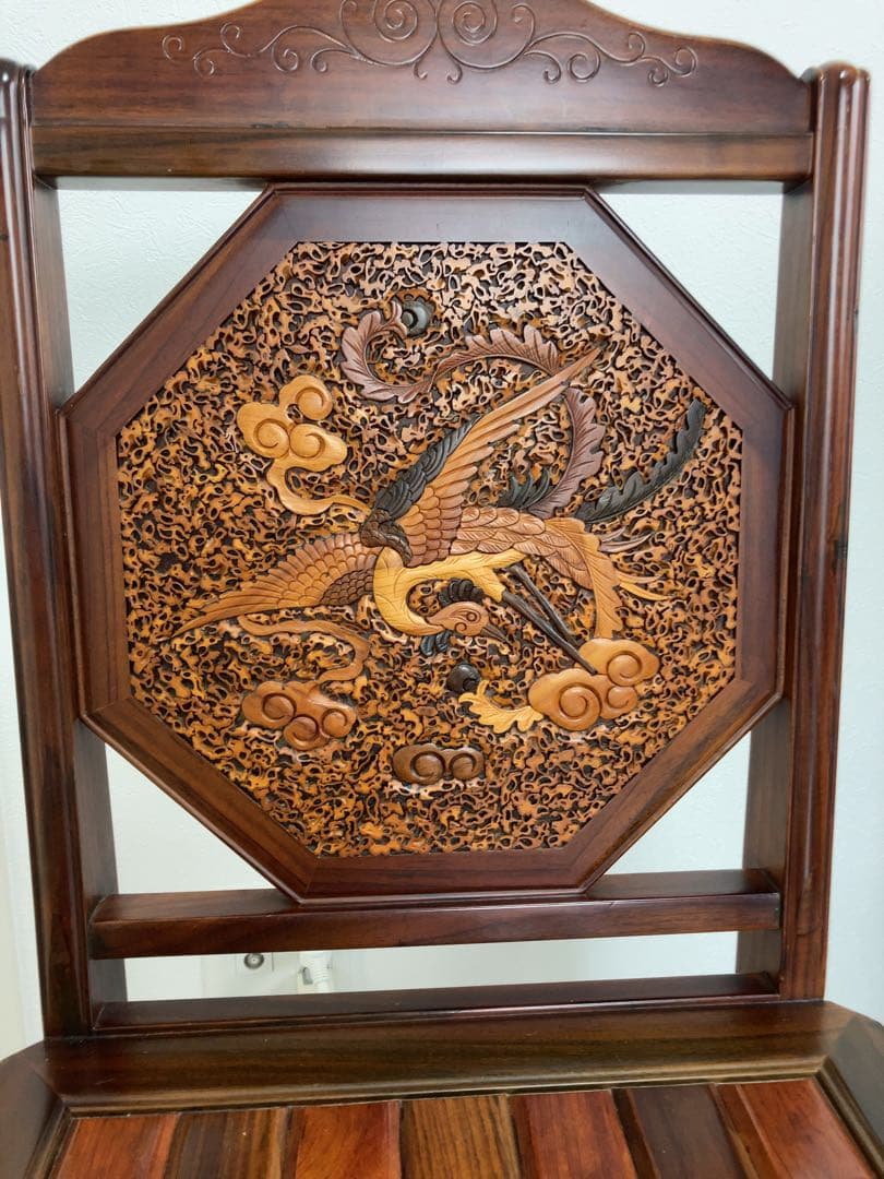 最高級アジアン木製彫刻椅子