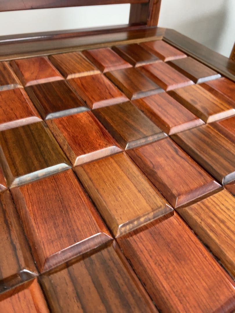 最高級アジアン木製彫刻椅子