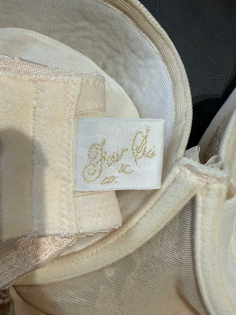 フォーシスアンドカンパニーブライダルインナー3点セット F70/70/76