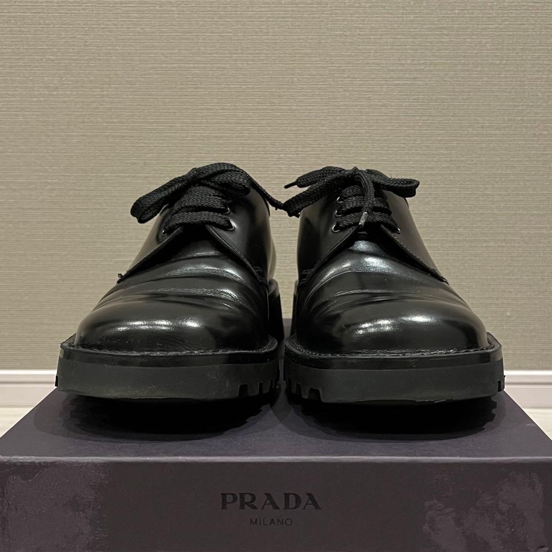 靴 PRADA / Square Toe Leather Derbies