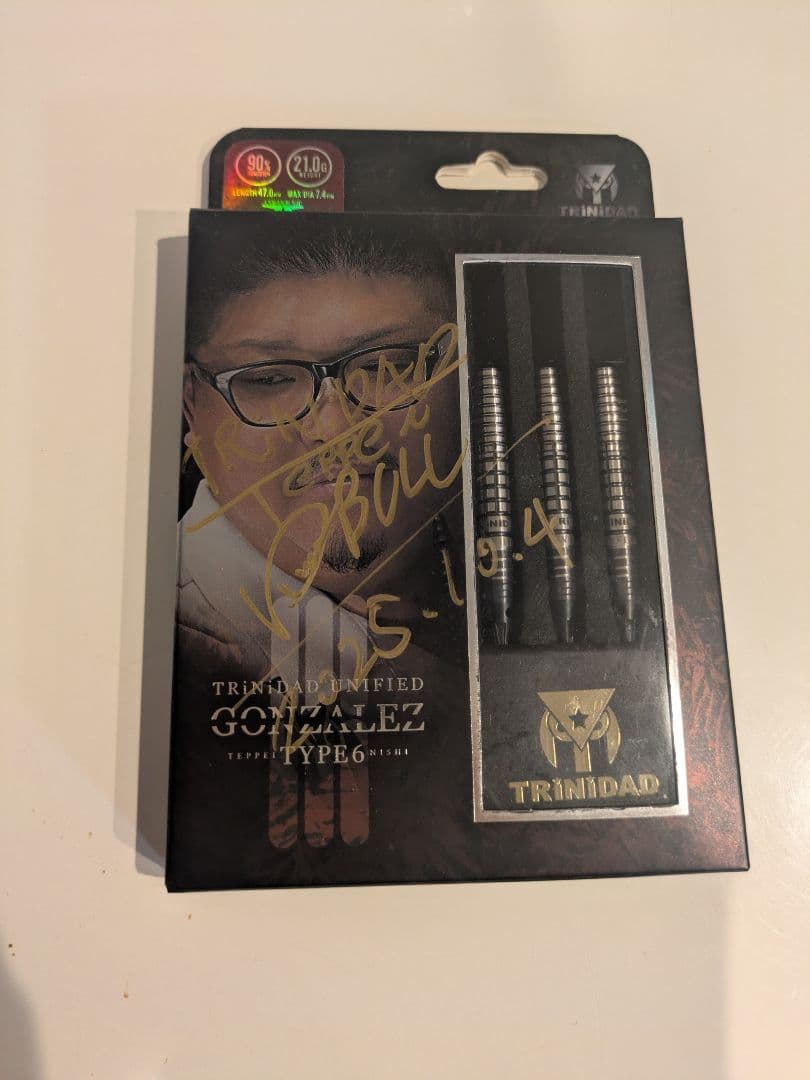 TRINIDAD Gonzalez TYPE6 サイン入りダーツ - メルカリ