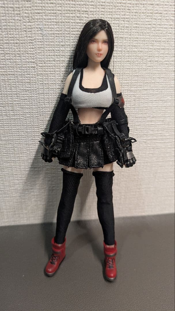 ティファ シームレス フィギュア ドール