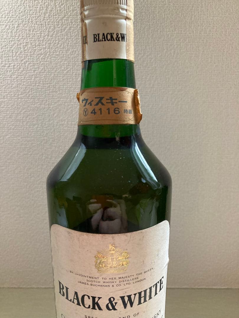 特級 ブラック＆ホワイト 12年 プレミアム Black ＆ White 12years ol