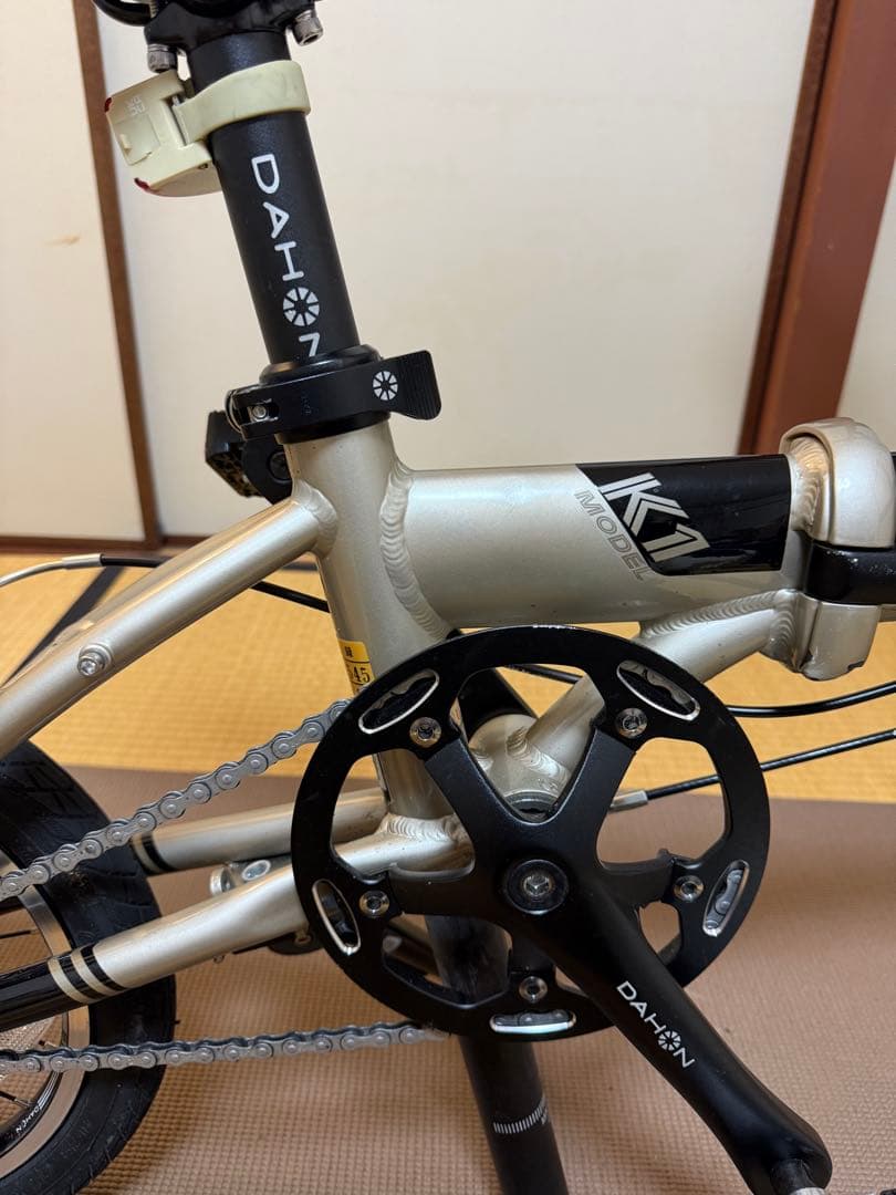 DAHON K1 折りたたみ自転車 シルバー・ブラック