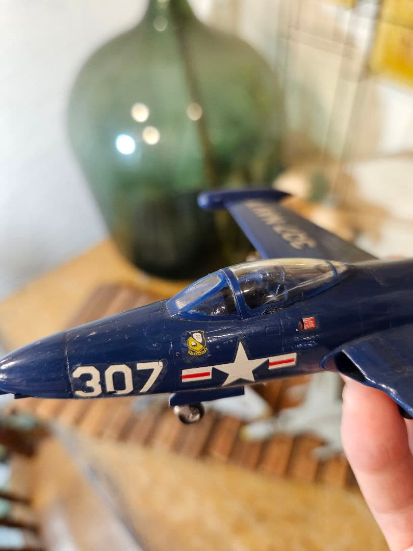 飛行機 模型 戦闘機 プラモデル パンサー ブルーエンジェル コルセア