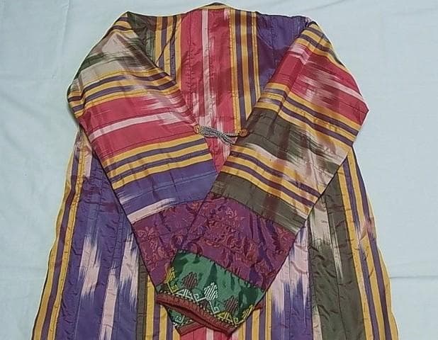 ☆W2802☆ウズベキスタン 絣 シルク 古い民族衣装 絹 アドラス - メルカリ