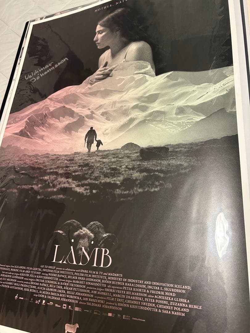 映画「LAMB／ラム」サイン入りポスター オルタナティブポスター　二枚セット