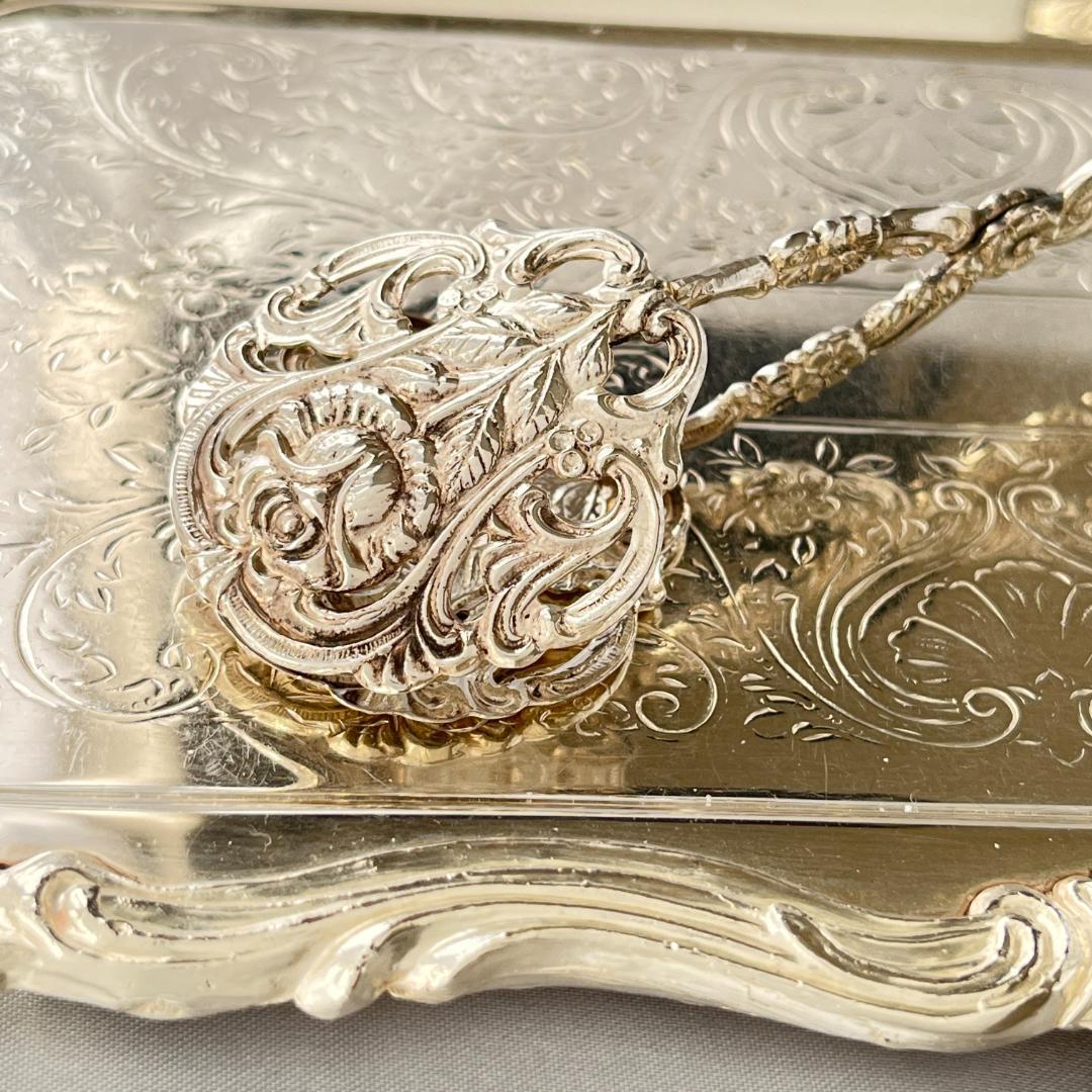 【ドイツ】 薔薇の透かしのトング【純銀】ローズ 16cm