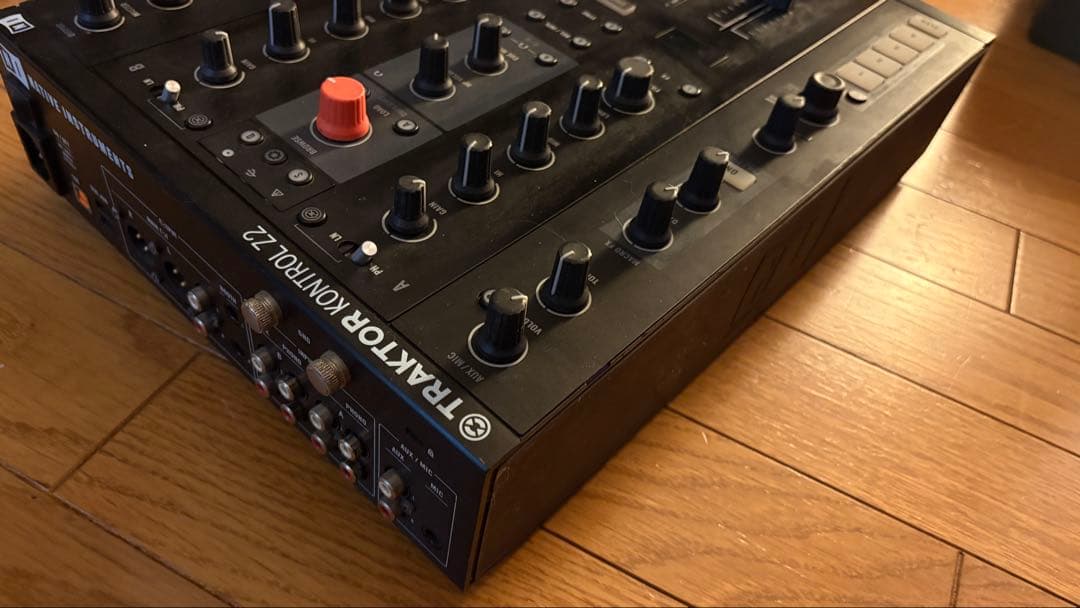 TRAKTOR KONTROL Z2 DJミキサー - メルカリ