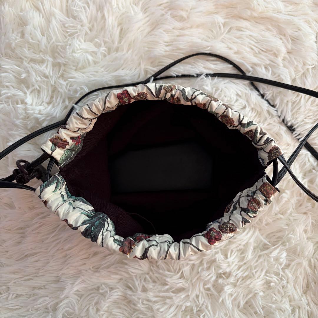 美品 CABaN パレルモプリント ドローストリングバッグ - メルカリ