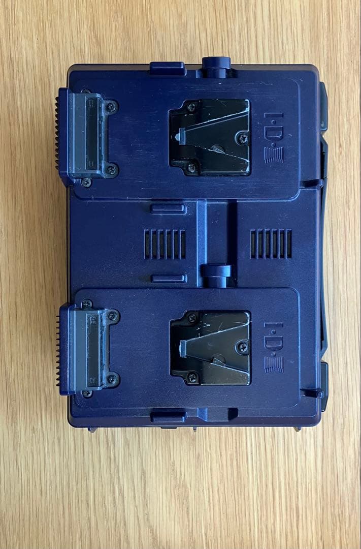 IDX VL-2 PLUS ACアダプター機能付2ch順次急速充電器