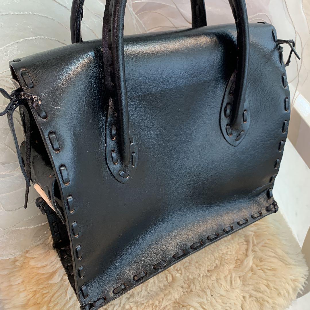 ☆未使用品☆カービングトライブス マエストラ プレーン21SS ハンドバッグ 黒