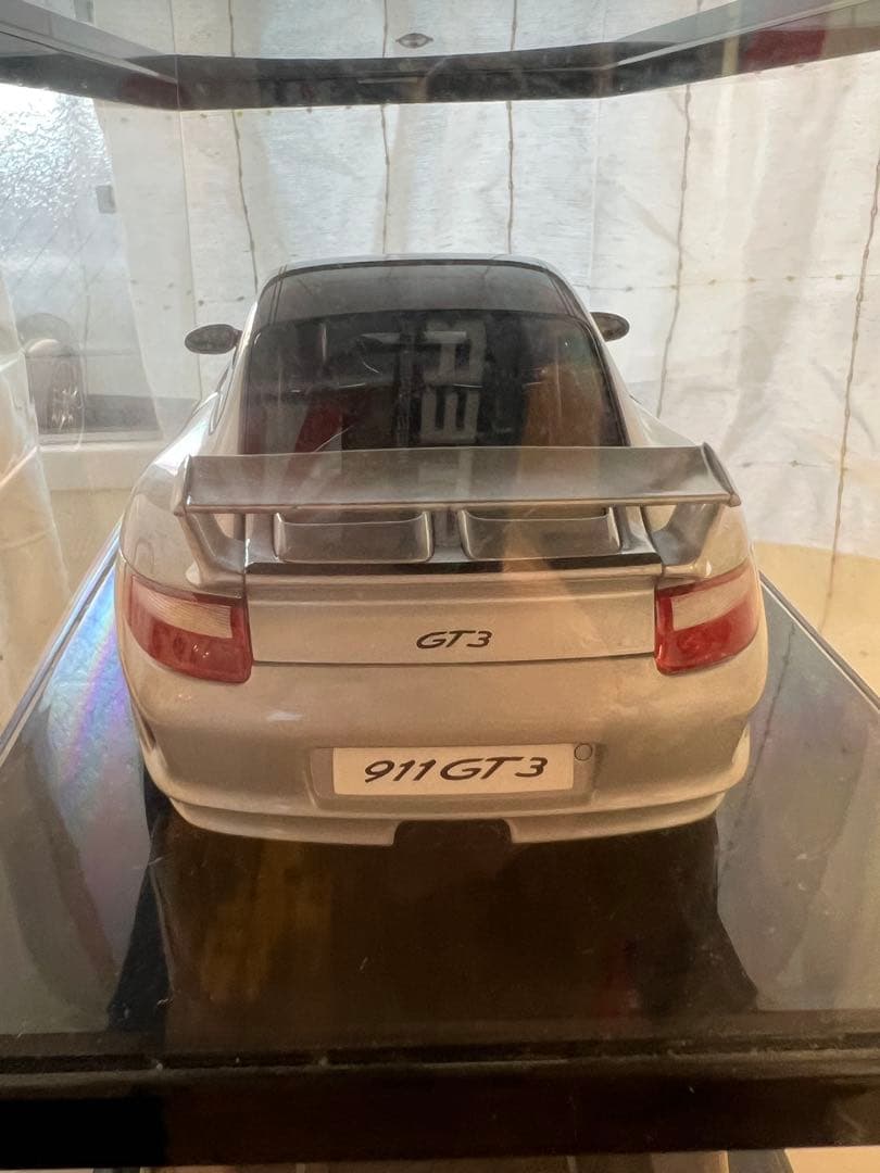 値下げしました。１/18 オートアート 5車種 透明ケース付き