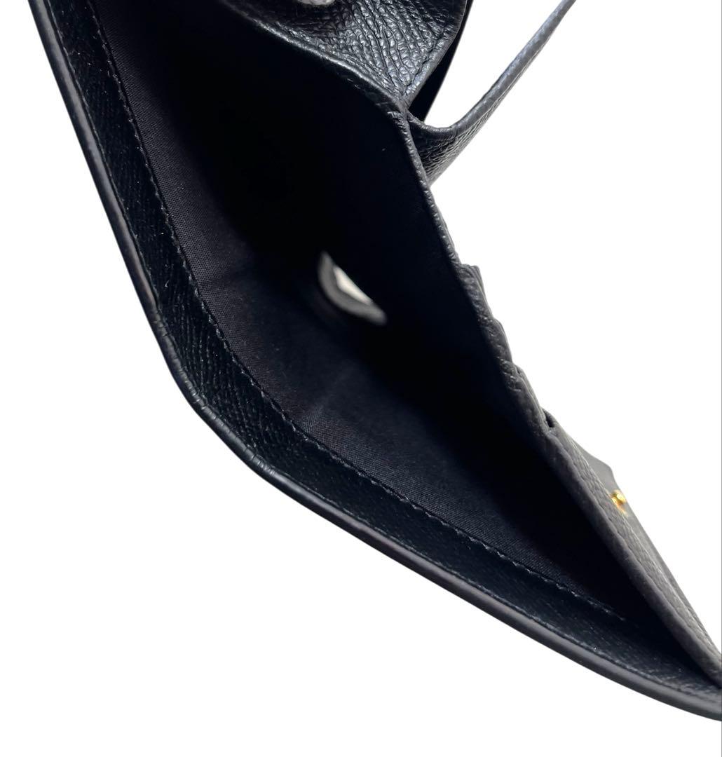 フェラガモの正規品　ケース　カードケース　財布　ウォレット　ゴールド金具