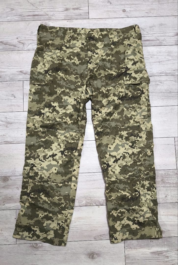 軍 MM14 ズボン 戦闘服 54-4 ウクライナ軍野戦服 MM14 ピクセルカモ 夏用ジャケット＆パンツセット