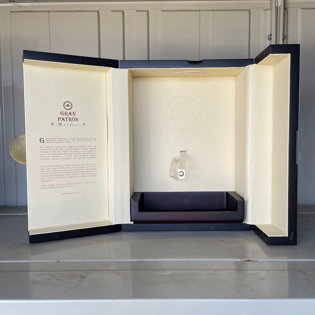 GRAN PATRÓN テキーラ 高級ボックス入り 箱のみ