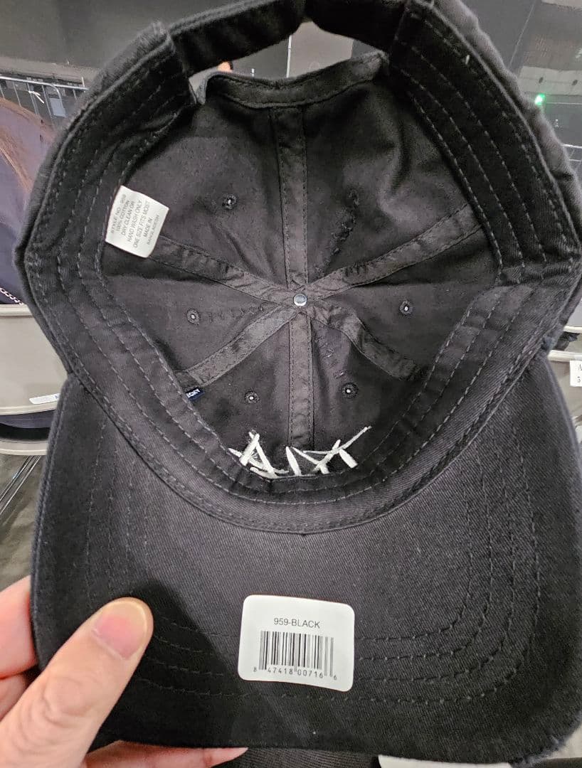 会場限定販売】TYLA ロゴ刺繍 ダメージ加工 キャップ 黒 オマケ付き