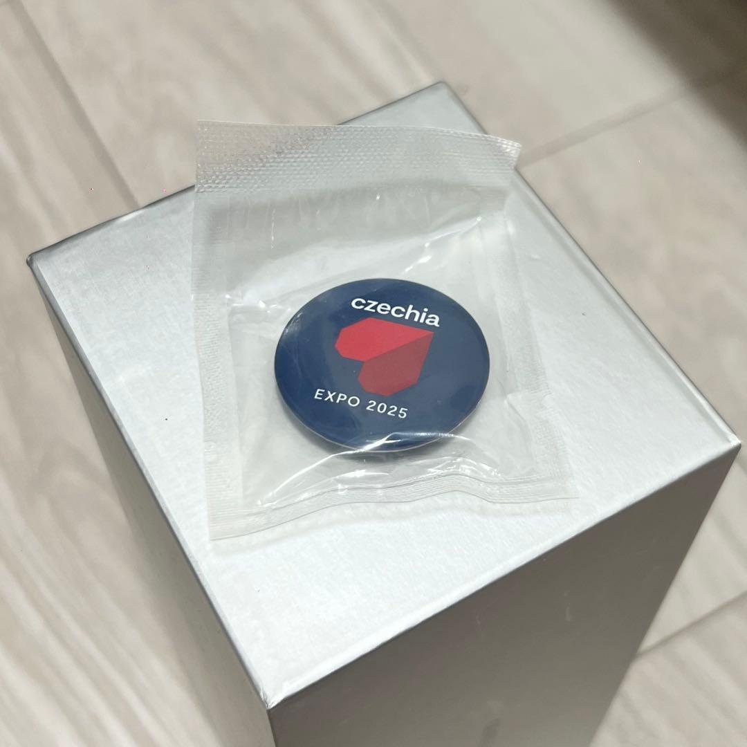 万博　チェコ館　非売品ピンバッジセット