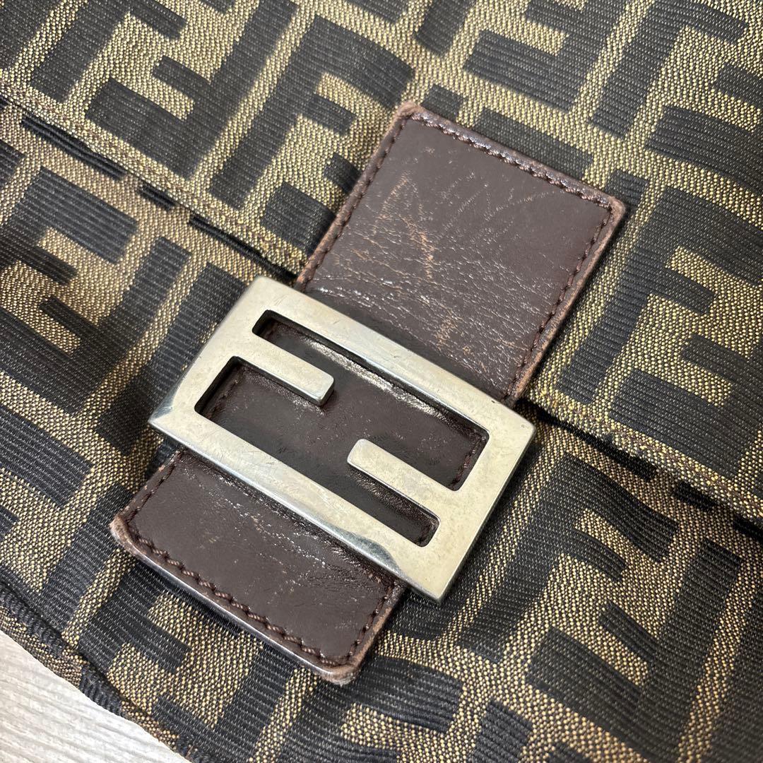 FENDI バッグ　ショルダーバッグ