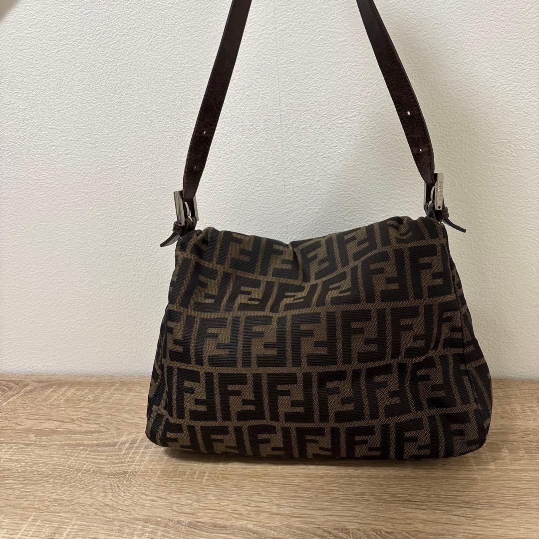 FENDI バッグ　ショルダーバッグ
