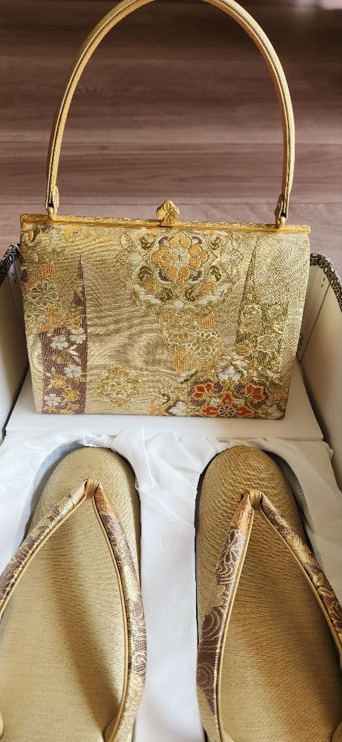 二時間ラストセール皇室御用達　菊之好　草履　最高級バッグセット