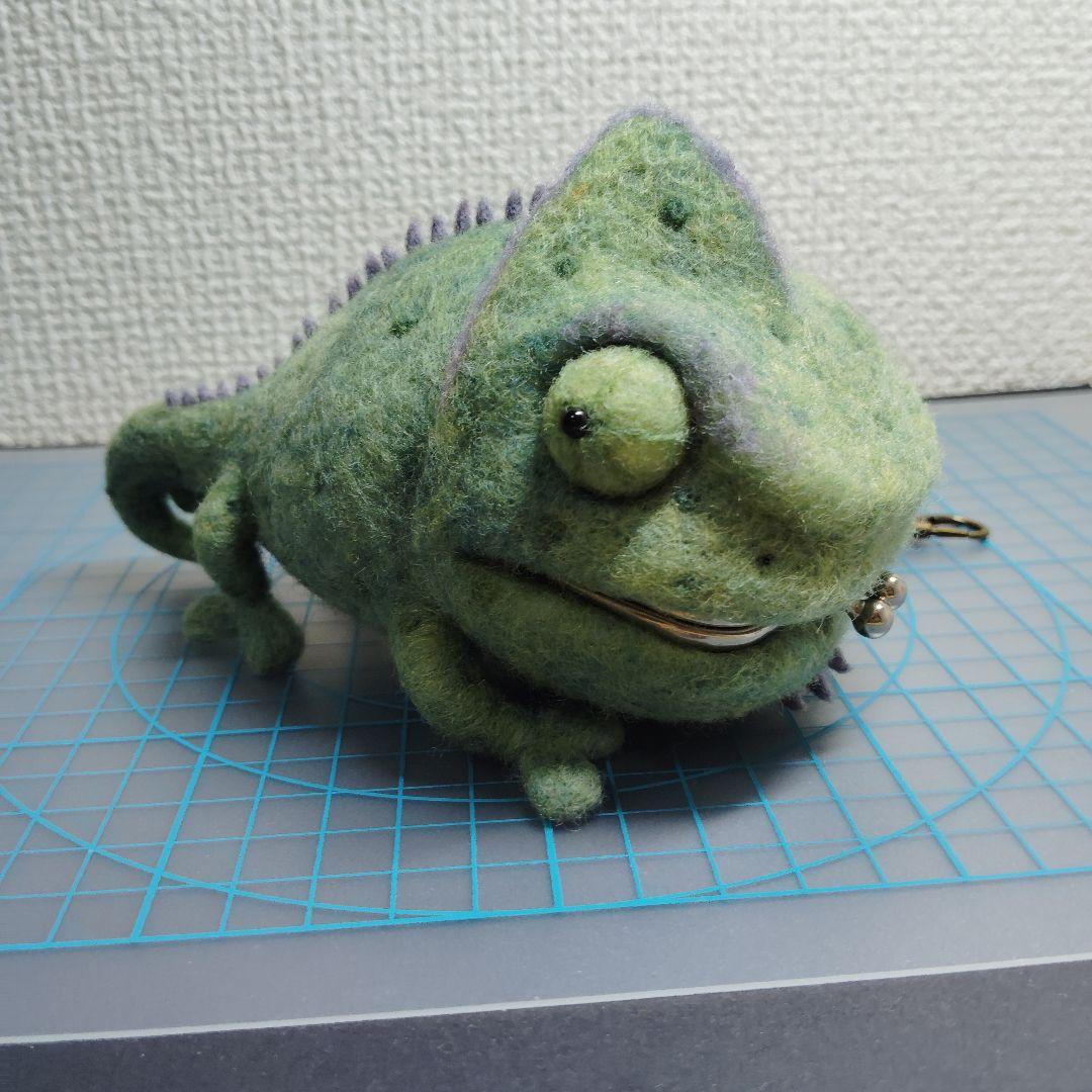 羊毛フェルト　がま口ホルダー　ハンドメイド