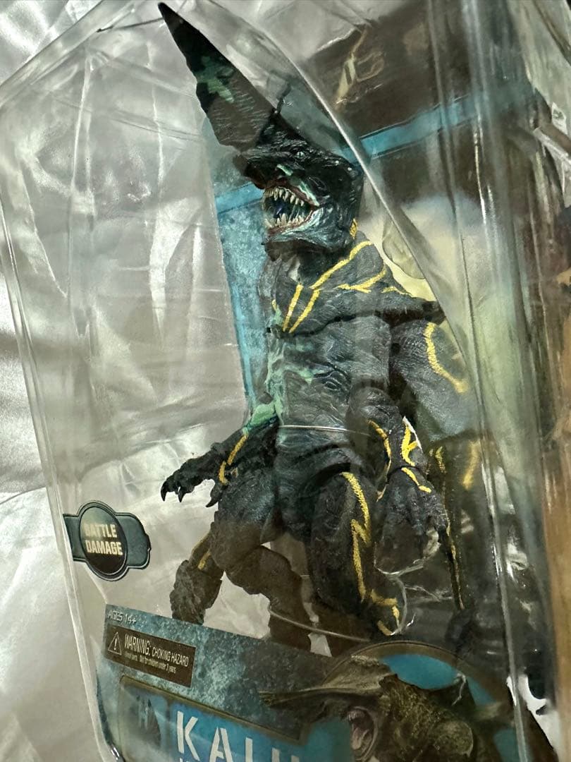 パシフィックリム KAJU KNIFEHEAD フィギュア 約25cm ［新品］