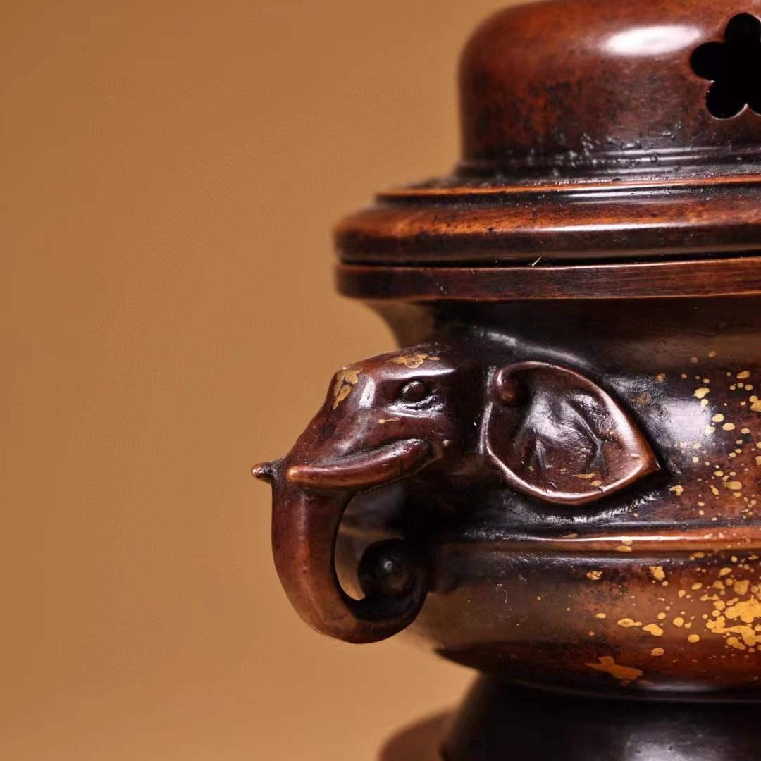 中国古美術・旧蔵鏨刻鍍金の熏香炉・純赤銅・純手作り・高浮彫・置物・茶道具・文房具