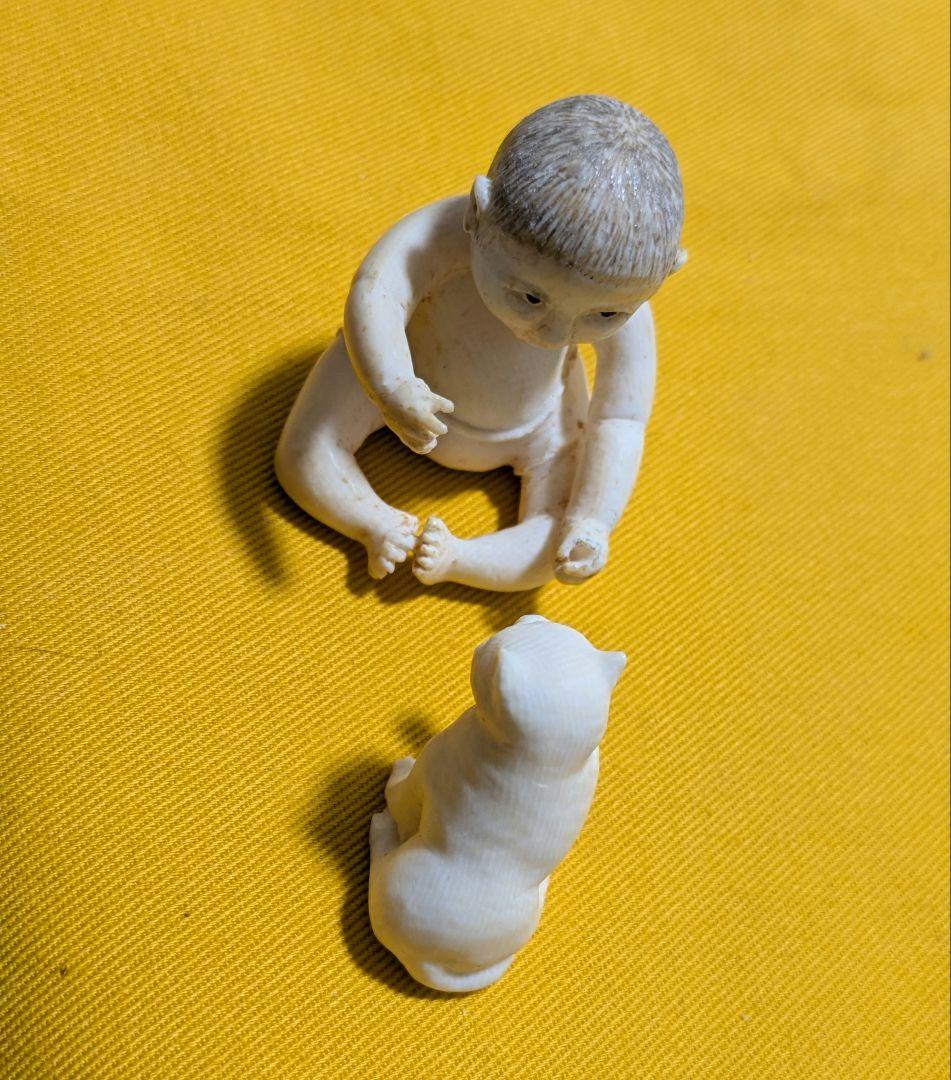 【閉店売り尽し】手彫の小置物　“仔猫”