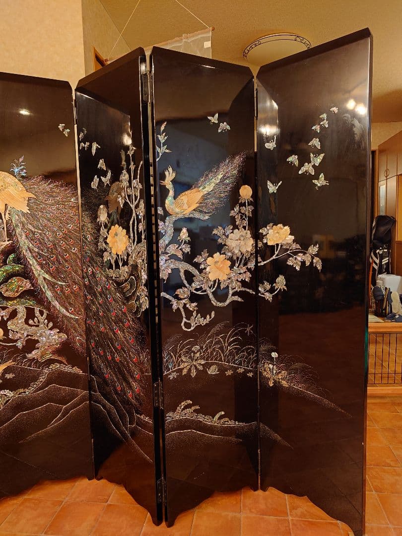 大型　孔雀の螺鈿　パーテーション　衝立て　屏風　 6つ折り