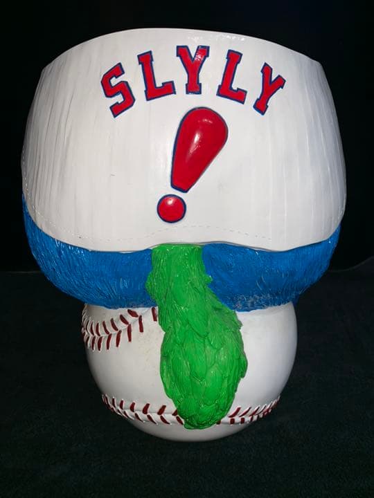 入手困難！超限定！早い者勝ち 広島カープ スラィリーチェア カープ