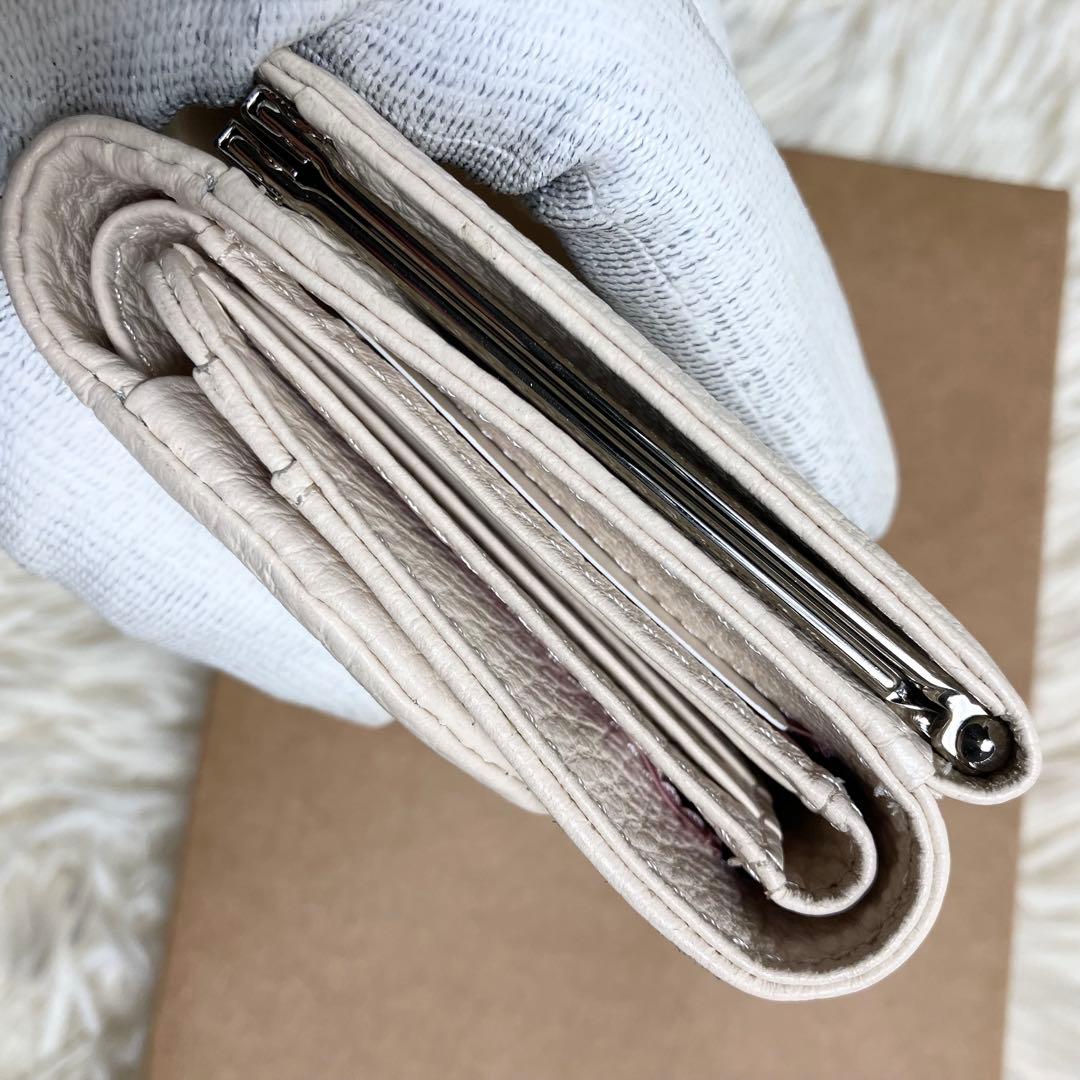 未使用✨ ジルスチュアート ルナティ がま口 トリフォールド