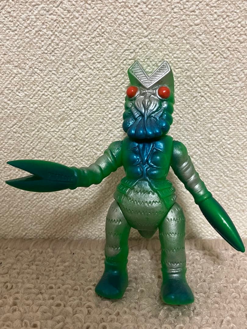 【匿名配送】ブルマァク バルタン星人 ソフビ 円谷プロ 緑 ウルトラマン 匿名配送】ブルマァク バルタン星人 ソフビ 販売済み 円谷プロ 緑